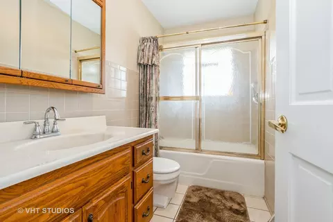 7906 W 73rd St, Bridgeview, IL 60455 photo 12