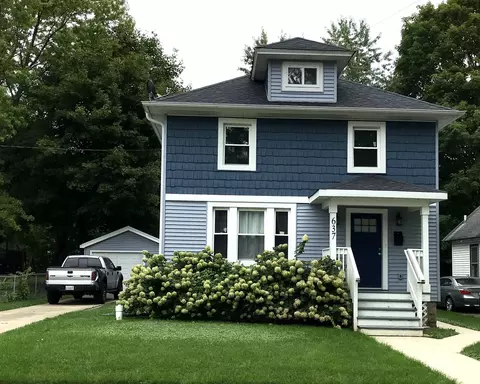 637 Grand Ave, Aurora, IL 60506