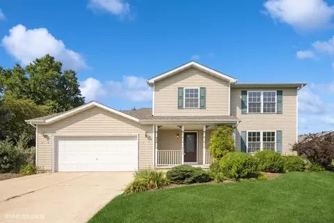 559 Beachview Dr, Lake Holiday, IL 60552