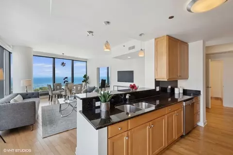 60 E Monroe St #2301, Chicago, IL 60603 photo 9