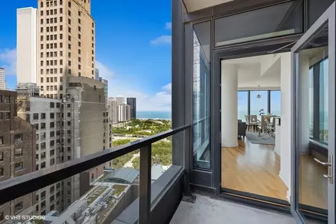 60 E Monroe St #2301, Chicago, IL 60603 photo 16