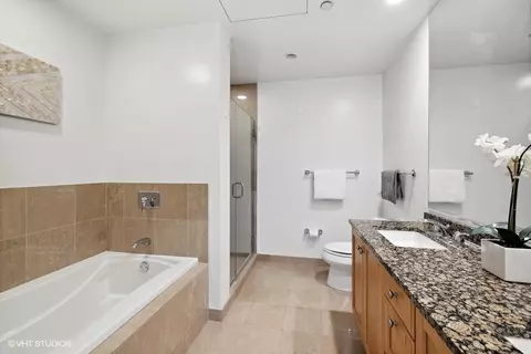 60 E Monroe St #2301, Chicago, IL 60603 photo 21