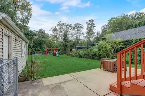 321 E Washington St, Des Plaines, IL 60016 photo 16