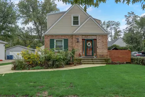 321 E Washington St, Des Plaines, IL 60016