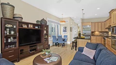 2014 Harrison St, Evanston, IL 60201 photo 17