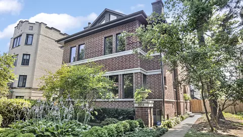 2014 Harrison St, Evanston, IL 60201