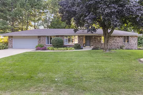 2007 Villanova Dr, Rockford, IL 61108