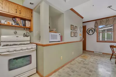 15415 S Pratt Ln, Plainfield, IL 60544 photo 8