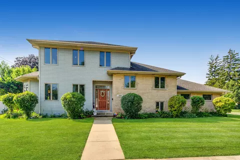 1865 Everett Ave, Des Plaines, IL 60018 photo 2