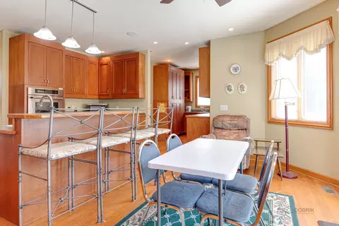 1865 Everett Ave, Des Plaines, IL 60018 photo 13