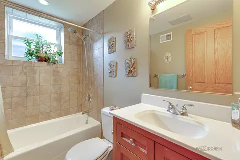 1865 Everett Ave, Des Plaines, IL 60018 photo 29
