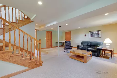 1865 Everett Ave, Des Plaines, IL 60018 photo 28