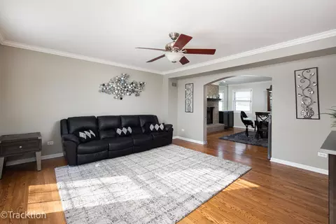 23740 W Andrew Rd, Plainfield, IL 60585 photo 3