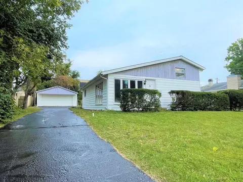 458 Tulsa Ave, Carpentersville, IL 60110