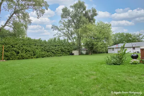 1200 Sunset Dr, Holiday Hills, IL 60051 photo 21