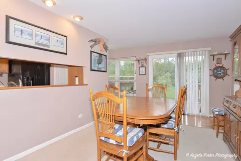 1200 Sunset Dr, Holiday Hills, IL 60051 photo 6