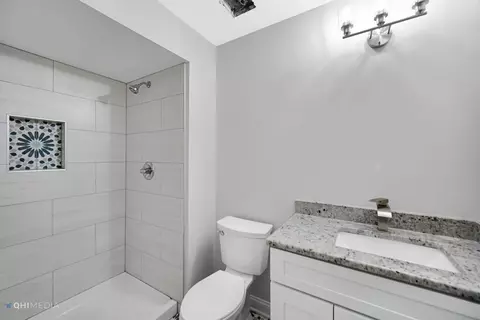 3101 Bennett Pl, Aurora, IL 60502 photo 2