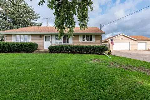 3911 288th Ave, Salem, WI 53168