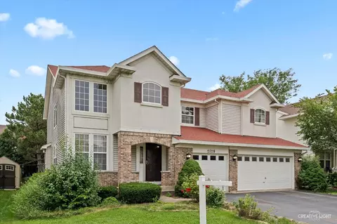 2128 Horncastle Ln, Naperville, IL 60564