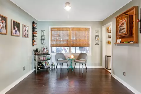 704 Devonshire Dr, Champaign, IL 61820 photo 9