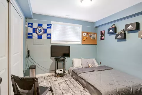 704 Devonshire Dr, Champaign, IL 61820 photo 26