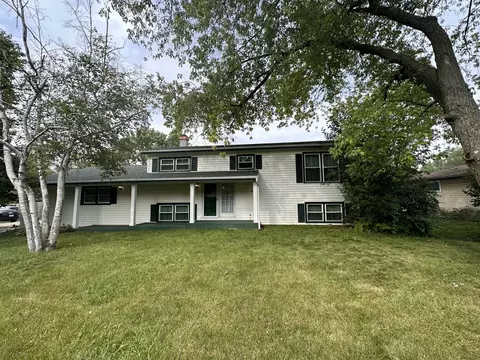 23 W270 Saint Charles Rd, Glen Ellyn, IL 60137