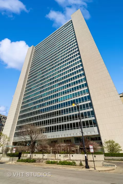 500 W Superior St #705, Chicago, IL 60654