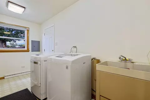 7108 Stanford Dr, Bridgeview, IL 60455 photo 18