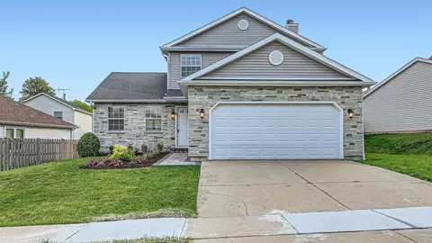 1223 Sumac Trl, Hoffman Estates, IL 60192