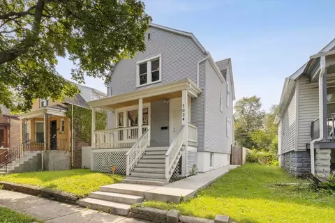 7034 S Throop St, Chicago, IL 60636
