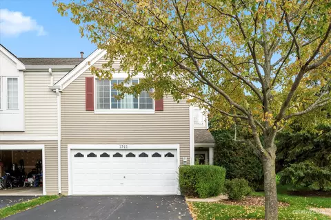 1701 Spaulding Rd, Bartlett, IL 60103