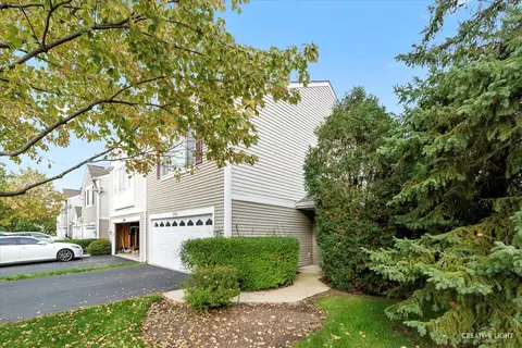 1701 Spaulding Rd, Bartlett, IL 60103 photo 2