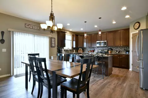 250 Norway Dr, Bartlett, IL 60103 photo 18
