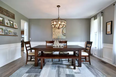 250 Norway Dr, Bartlett, IL 60103 photo 9