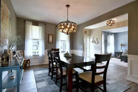 250 Norway Dr, Bartlett, IL 60103 photo 8