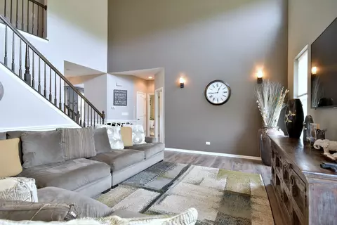 250 Norway Dr, Bartlett, IL 60103 photo 16