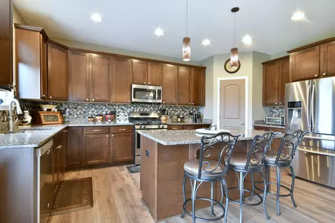250 Norway Dr, Bartlett, IL 60103 photo 19
