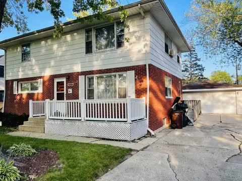 927 Ellis Ave, Winthrop Harbor, IL 60096