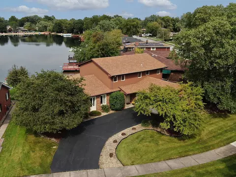 1160 E 173rd Pl, South Holland, IL 60473