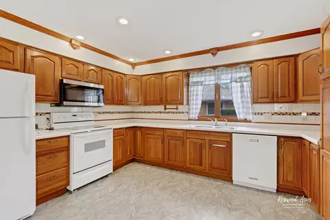 1515 W Budd Blvd, Kankakee, IL 60901 photo 9