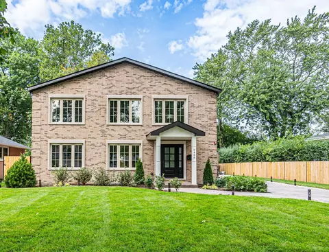 9456 N Keystone Ave, Skokie, IL 60076
