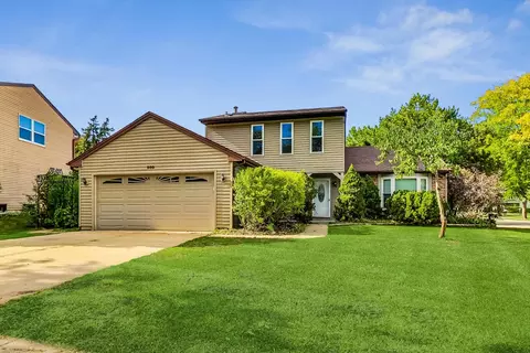 200 Mulford Ln, Roselle, IL 60172