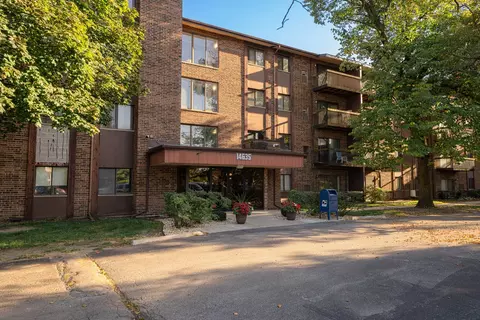 14635 Greenwood Rd #106, Dolton, IL 60419