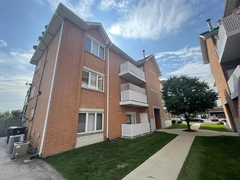 2843 N Harlem Ave #2E, Chicago, IL 60707