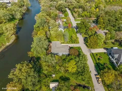 1270 Winaki Trl, Algonquin, IL 60102 photo 4