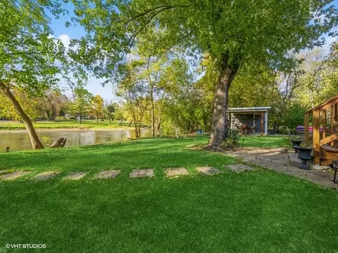 1270 Winaki Trl, Algonquin, IL 60102 photo 8