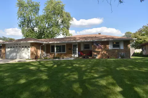 616 Tana Ln, Joliet, IL 60435