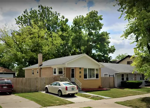 13929 S Dearborn St, Riverdale, IL 60827