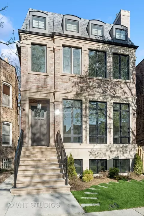3523 N Oakley Ave, Chicago, IL 60618