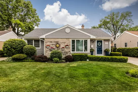 1275 Dennis Pl, Des Plaines, IL 60018